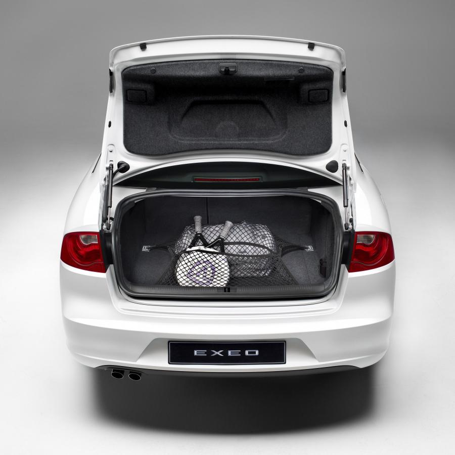  Seat Exeo 2009 года  (фото 88 из 180)